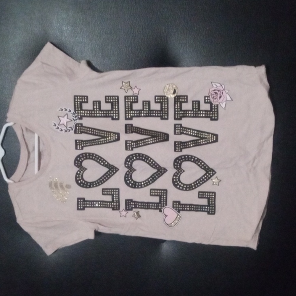 Medium The Children's Place T-shirt